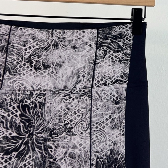 Lululemon Sweat & Repeat High Rise Tight *28" - Picture 7 of 10